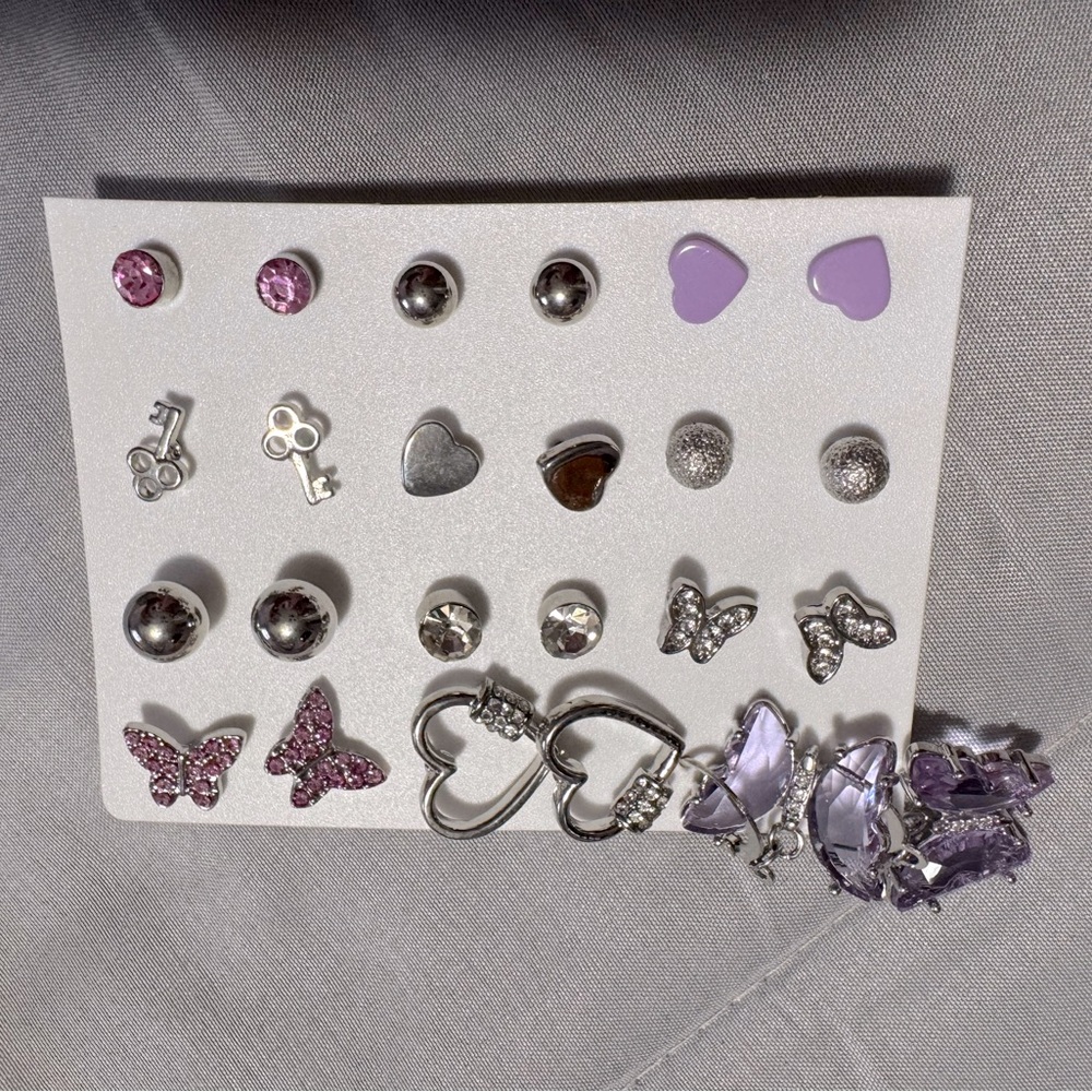 Rue 21 Earring Set
